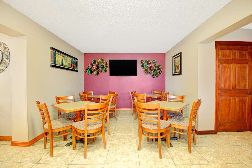 Super 8 By Wyndham Independence Kansas City Restaurant foto